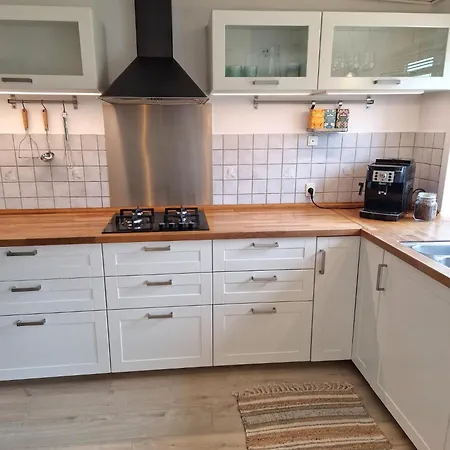 Ferienhaus Rummeligt Og Stilfuldt Hus Naer Billund Med 4 Vaerelser Og Egen Have *