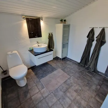 Casa de Férias Rummeligt Og Stilfuldt Hus Naer Billund Med 4 Vaerelser Og Egen Have Grindsted