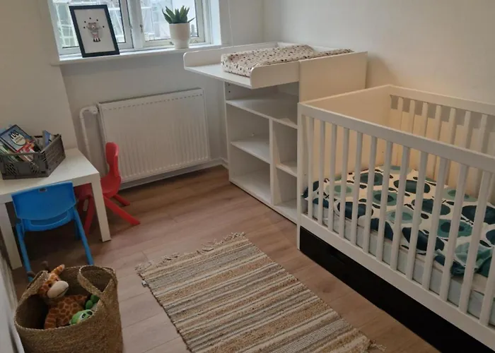 Ferienhaus Rummeligt Og Stilfuldt Hus Naer Billund Med 4 Vaerelser Og Egen Have *